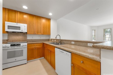 Beautiful Newly Upgraded - 2 bedroom 2 full bath 2 parking at - photo 9