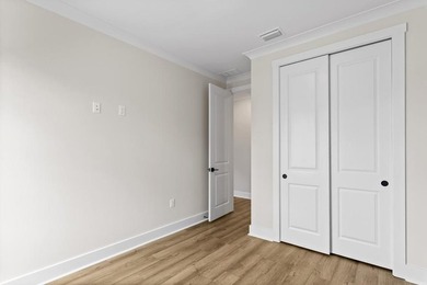 UNDER CONSTRUCTION - The Chopin floor plan offers 5 bedrooms & 4 - photo 15