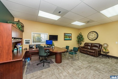 Excellent investment opportunity in ideal location, fully leased - photo 17