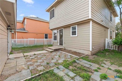 Inviting 2005-built two-story home at 280 Strawn offers 1,405 sq - photo 24