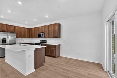 SPECIAL FINANCING OFFERS AVAILABLE! READY FOR FALL DELIVERY! - photo 6
