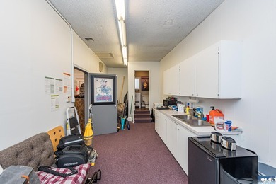 Excellent investment opportunity in ideal location, fully leased - photo 28