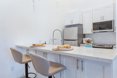 Perfectly positioned in the heart of San Diego's highly - photo 10