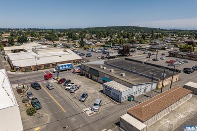 Excellent investment opportunity in ideal location, fully leased - photo 38