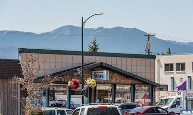 Excellent investment opportunity in ideal location, fully leased - photo 40