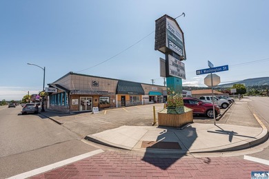 Excellent investment opportunity in ideal location, fully leased - photo 49