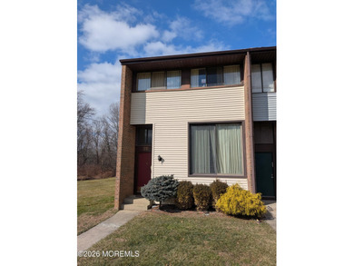 (private lake, pond, coastal) Townhome/Townhouse For Sale in East Windsor New Jersey