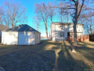 Belleville Lake Home For Sale in Belleville Michigan