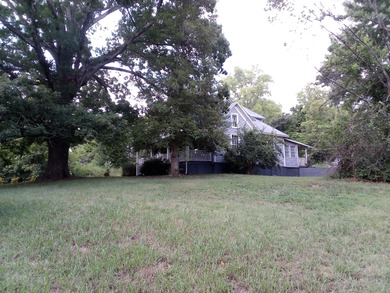 Farmhouse with acreage! Motivated Seller! Make offer on all or - photo 7