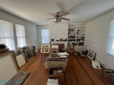 Large Victorian home in Historic District on Virginia Street - photo 12