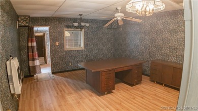 MOTIVATED SELLER! PRICED TO SELL!A spacious 3BR 3BA home with - photo 16