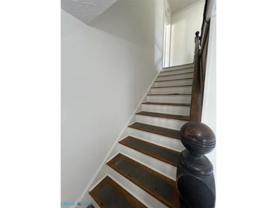 Large Victorian home in Historic District on Virginia Street - photo 17