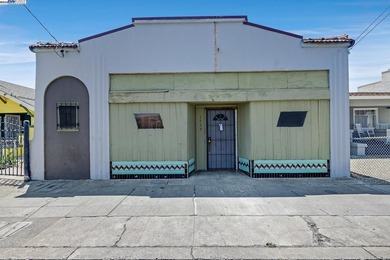 Great Location! Formerly the San Leandro Bar. High Traffic & - photo 1