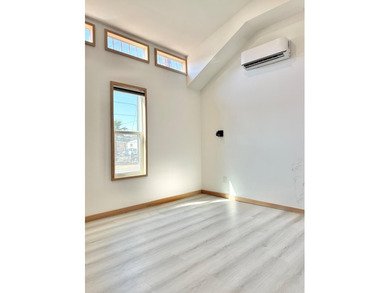 This versatile corner lot property offers exceptional - photo 22