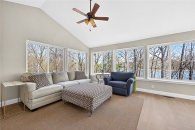 A Rare Offering on Beaver Lake. Set on nearly an acre with an - photo 25