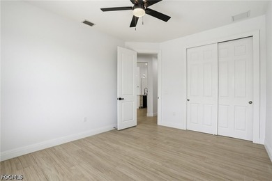 Welcome to your luxury waterfront retreat in the heart of - photo 27
