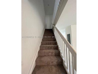 Investor dream!!!... property currently rented. Live in style in - photo 9