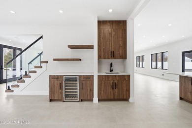 Welcome to this exceptional modern NEW CONSTRUCTION home set on - photo 10