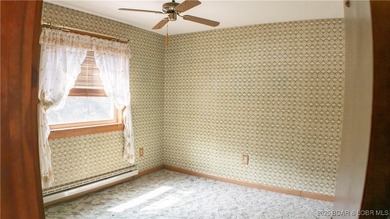 MOTIVATED SELLER! PRICED TO SELL!A spacious 3BR 3BA home with - photo 31