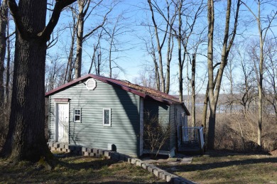 Dewart Lake Home Sale Pending in Syracuse Indiana