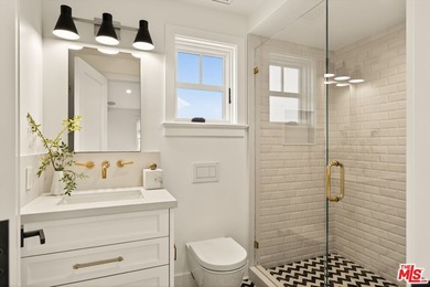 A rare opportunity just steps off Abbot Kinney, this exceptional - photo 32