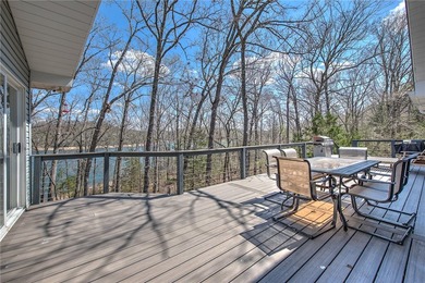 A Rare Offering on Beaver Lake. Set on nearly an acre with an - photo 37