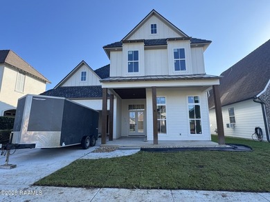 Experience the perfect blend of style, space, and functionality - photo 1
