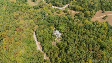 MOTIVATED SELLER! PRICED TO SELL!A spacious 3BR 3BA home with - photo 53