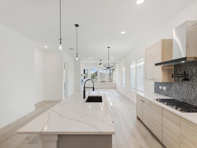 Ready Now!Step into the epitome of modern living with this - photo 6