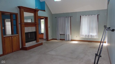 Bring your vision and make this spacious 4-bedroom home your - photo 8