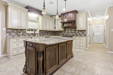 Spacious country living at its finest! This beautiful home - photo 4