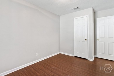 Come see this 3 Bedroom 2 Bathroom home tucked in a quiet - photo 14