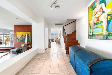 This exquisite, fully remodeled waterfront paradise offers - photo 16