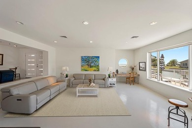 This exquisite, fully remodeled waterfront paradise offers - photo 19