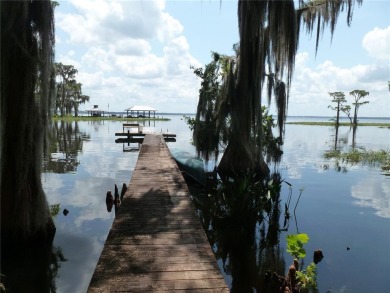 Little Lake Sante Fe Acreage Sale Pending in Waldo Florida