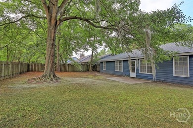 Come see this 3 Bedroom 2 Bathroom home tucked in a quiet - photo 23