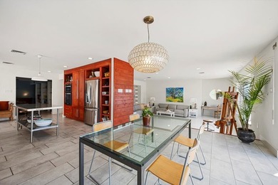 This exquisite, fully remodeled waterfront paradise offers - photo 25