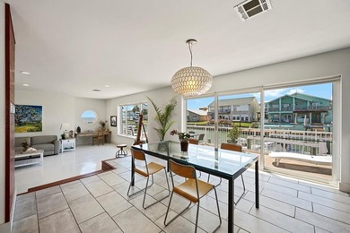 This exquisite, fully remodeled waterfront paradise offers - photo 26
