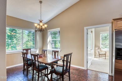 MUST SEE!! This beautiful 4 bedroom 2.5 bathroom home has - photo 10