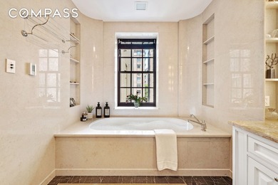 New look to match new price. This impressive and private 5th - photo 10
