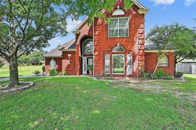 Lake Home For Sale in Lake Kiowa, Texas
