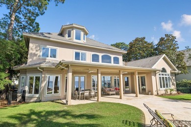 Bathed in natural light and framed by unforgettable sunsets - photo 8