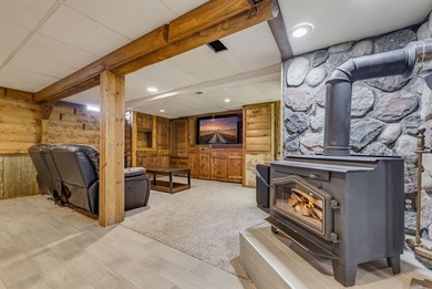 Move right into this beautifully maintained ranch in a fantastic - photo 18