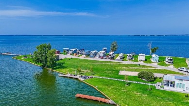 Lake Lot For Sale in Kerens, Texas