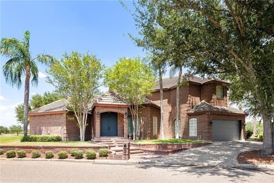 GORGEOUS HOME, RECENTLY RENOVATED. LUXURY AT EVERY STEP YOU TAKE - photo 1