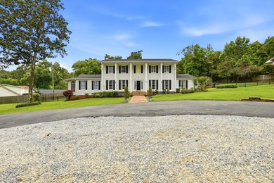 Welcome to one of Pensacola's most distinguished private estates - photo 1