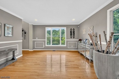 Spectacular Colonial in Sought-After Vizcaya Estates! Welcome to - photo 12