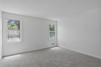 Welcome to 163 Sparling Drive! This 3-bedroom, 1.5-bath home - photo 14