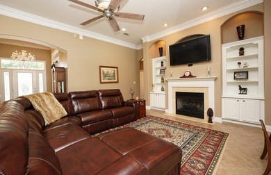 Gorgeous move-in-ready home on an oversized lot! This - photo 7
