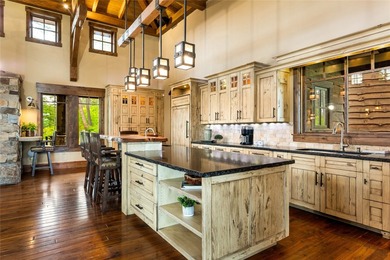 Montana Living at its finest in Saddlehorn, overlooking Flathead - photo 17